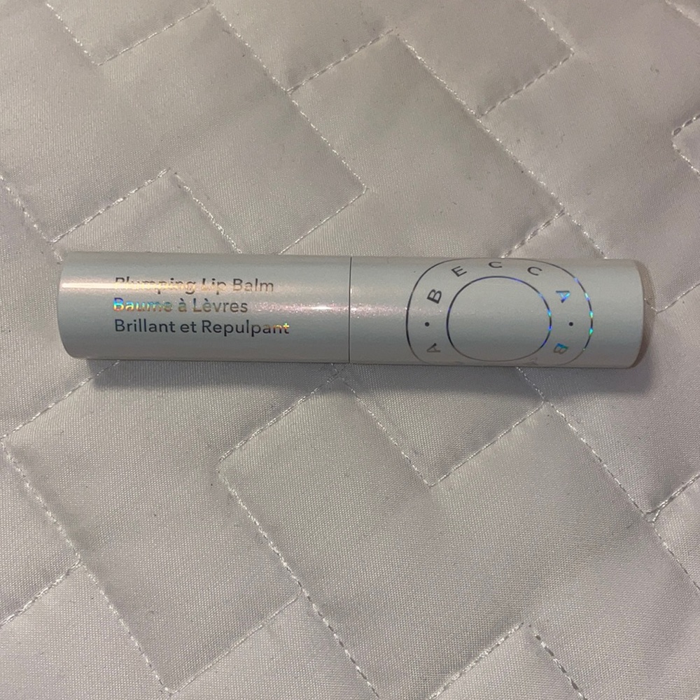👄 BECCA: Hydra Light Plumping Lip Balm SWELL